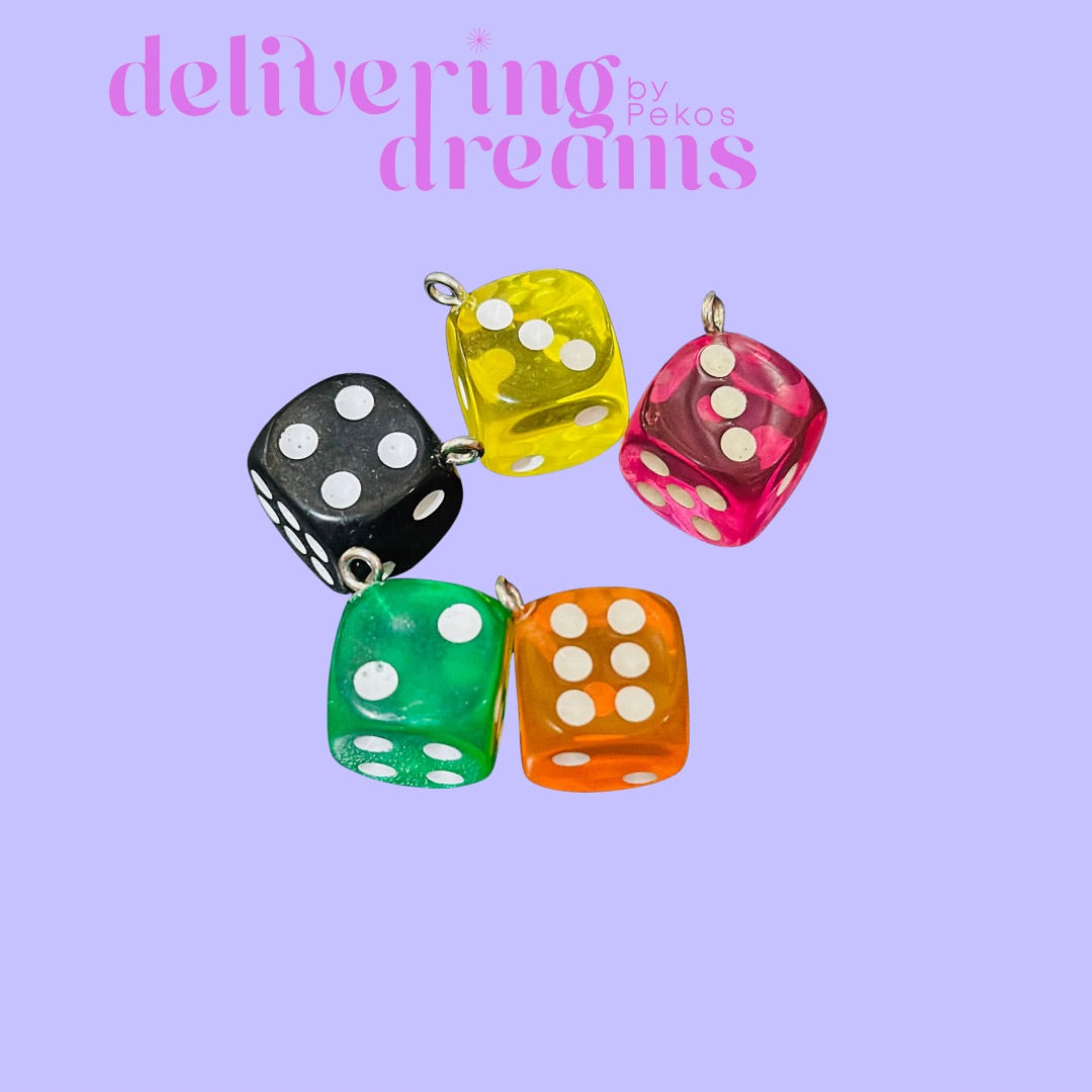 Dados con colgantes (Mix colores - Paquete de 5)