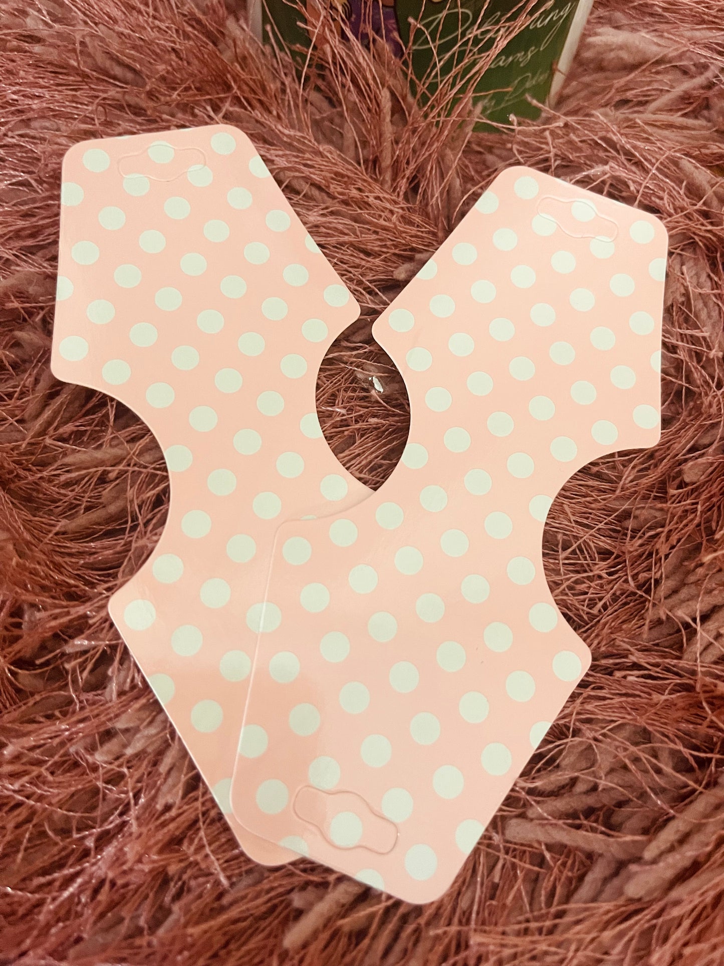 Necklace Foldover Pink with white polka dots Self Adhesive - Paquete de 10