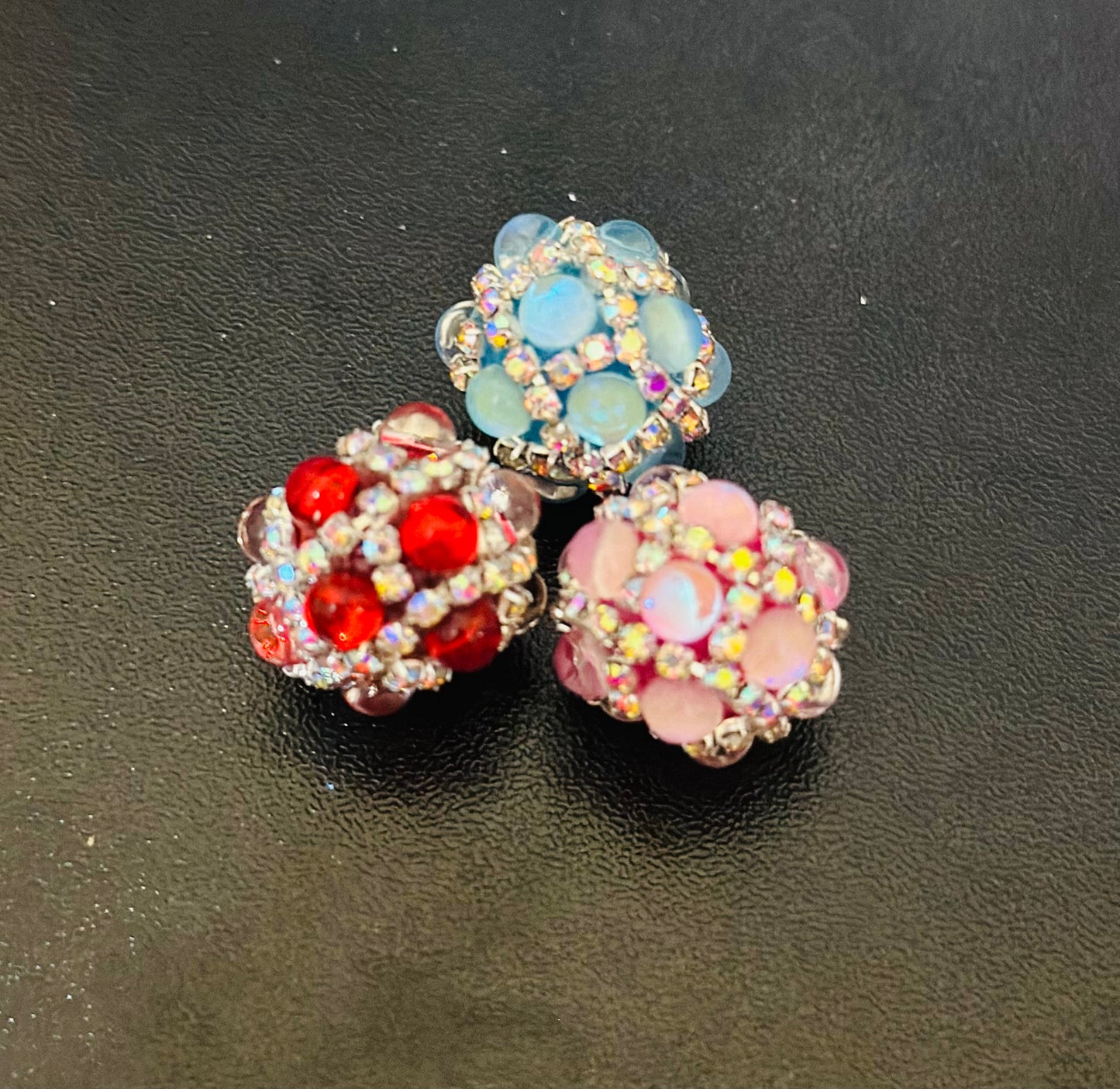 Fancy Color Rhinestone Beads(Pink/Blue/Red) se envía surtidos