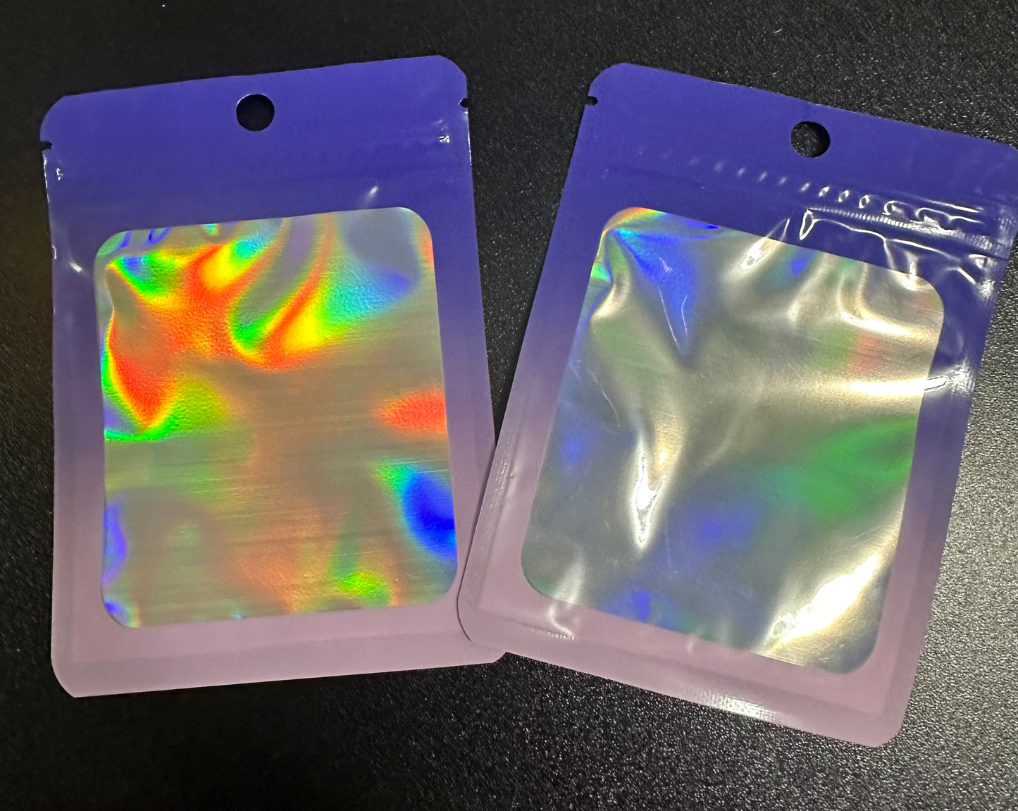 Holographic Bags 3.5 x 4” (Tres colores disponibles) Paquete de 10