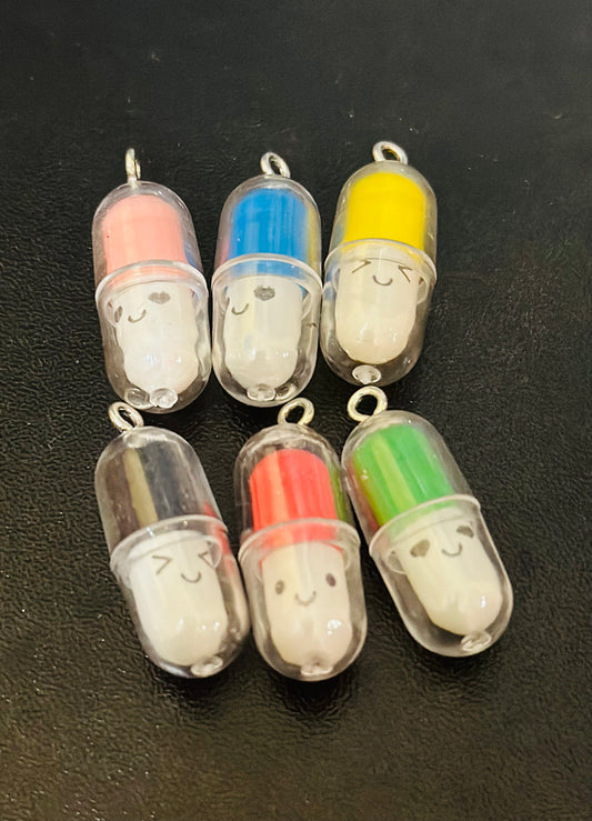 Happy Pills Charms (Paquete de 10) Mix Color