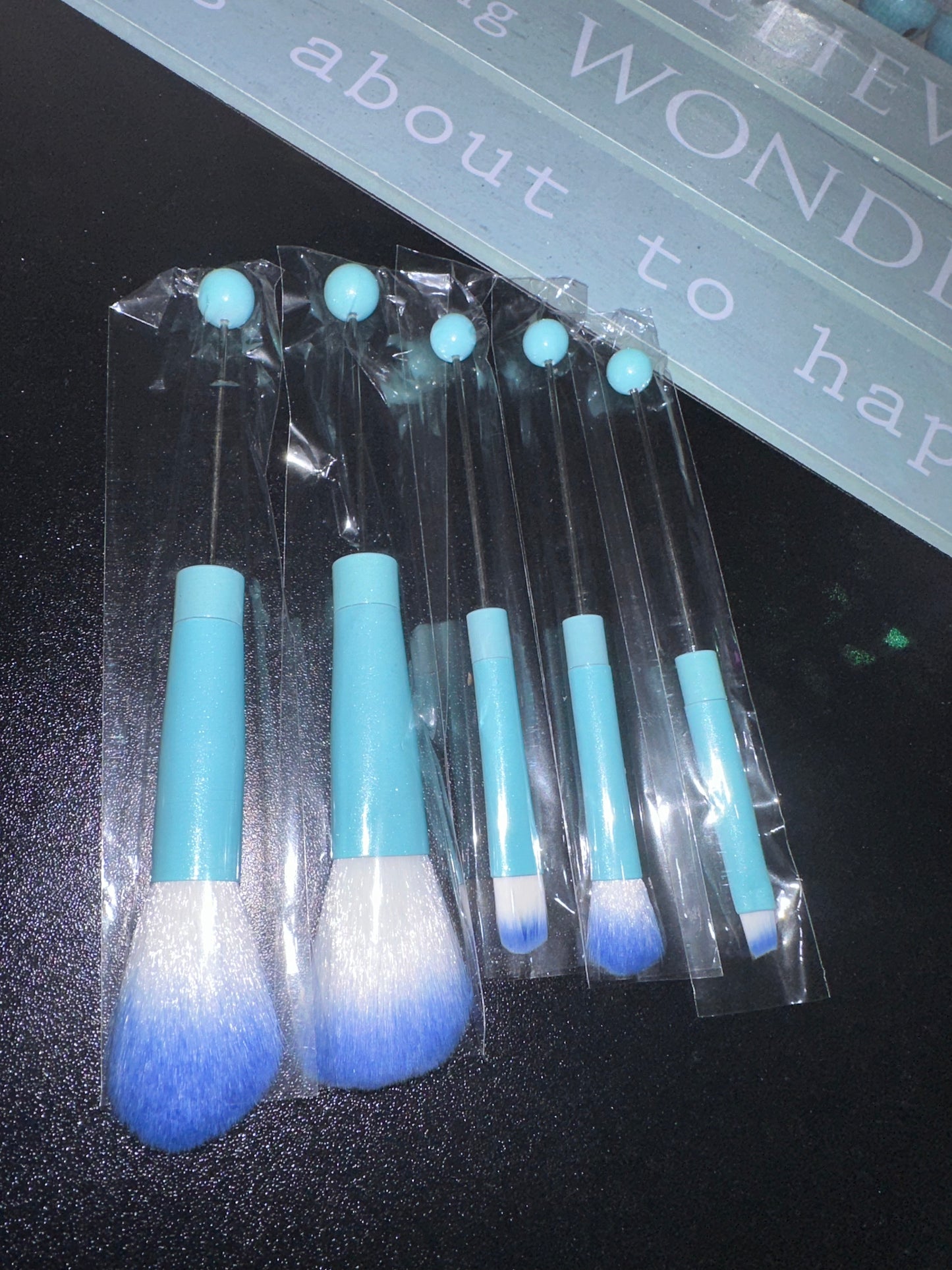 Set de 5 Brochas Beadable para maquillaje