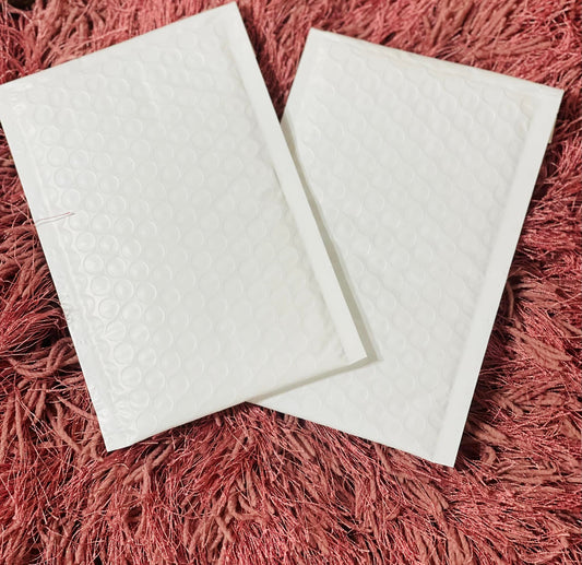 Blanco Bubble Mailer 4 x 8